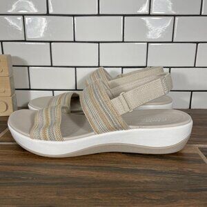 Clarks Arla Stroll Shoes Womens Size 9.5 Beige Combi Strappy Slingback Sandals